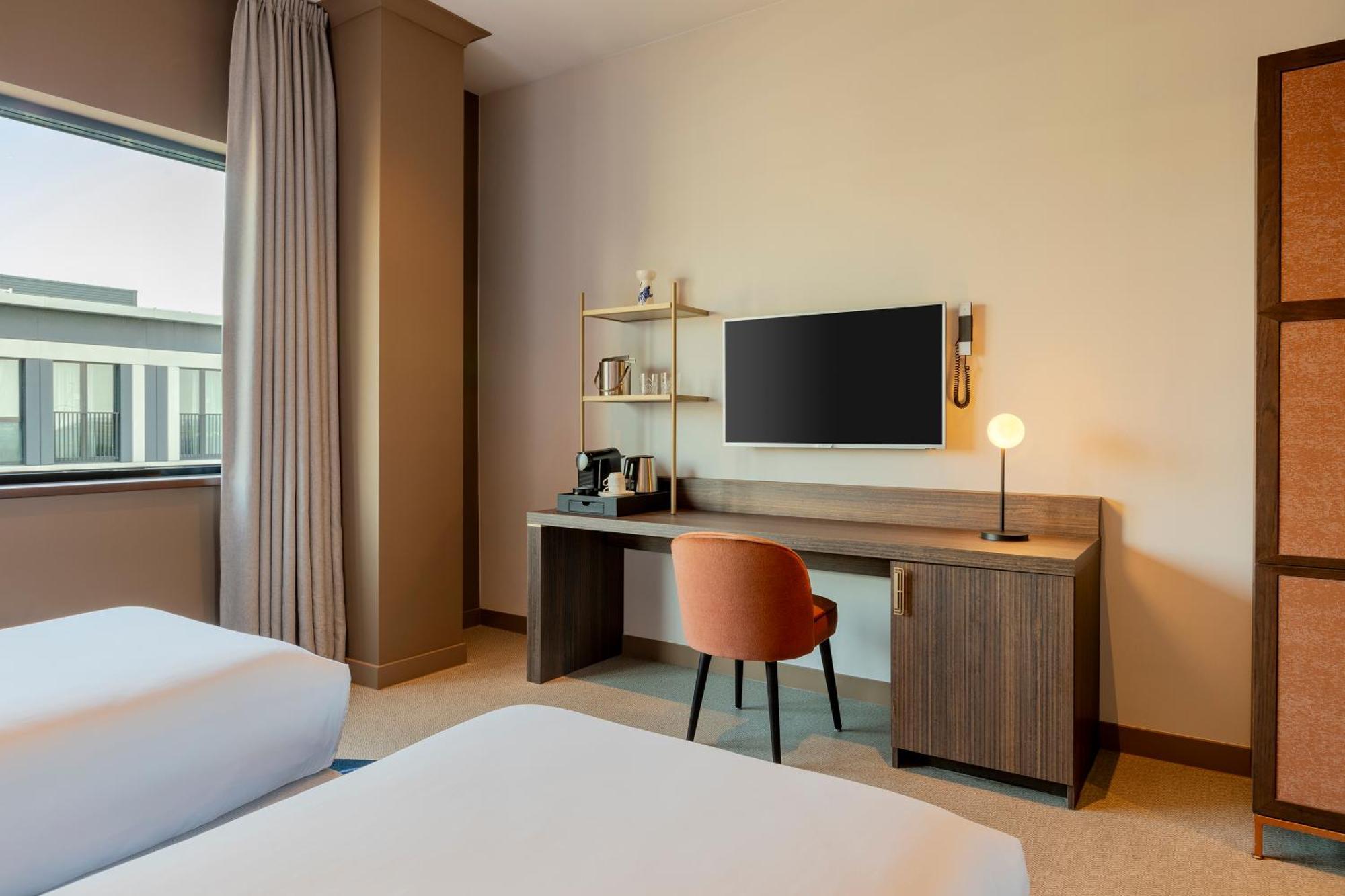 Corendon Amsterdam Schiphol Airport, A Tribute Portfolio Hotel Badhoevedorp Room photo