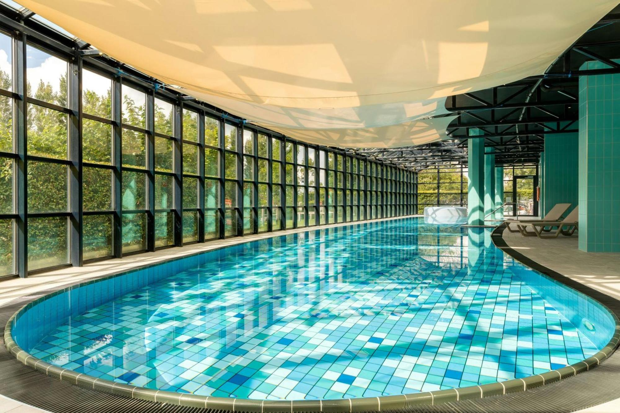 Corendon Amsterdam Schiphol Airport, A Tribute Portfolio Hotel Badhoevedorp Exterior photo